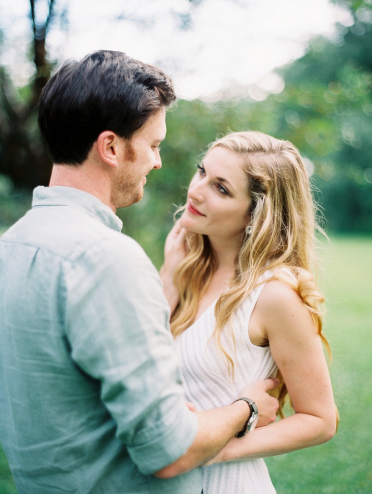 Romantic_Nola_Engagement_Photos_07